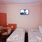 Zajazd Walbrzych 公寓式酒店 瓦乌布日赫