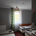 公寓式酒店 Zajazd Walbrzych 3*