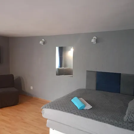 Zajazd Walbrzych Aparthotel 3*