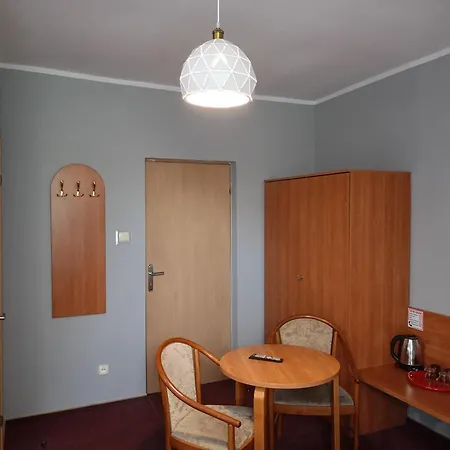 Zajazd Walbrzych Aparthotel 3*