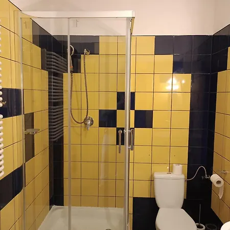 מלון דירות Zajazd Walbrzych ואלבריץ'