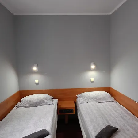Aparthotel Zajazd Walbrzych *
