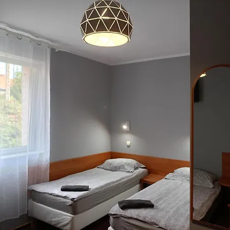 Aparthotel Zajazd Walbrzych *