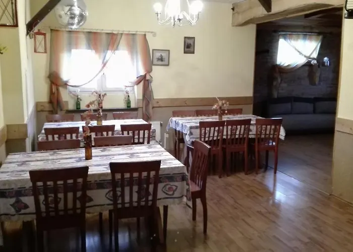 Apart Otel Zajazd Walbrzych 3*